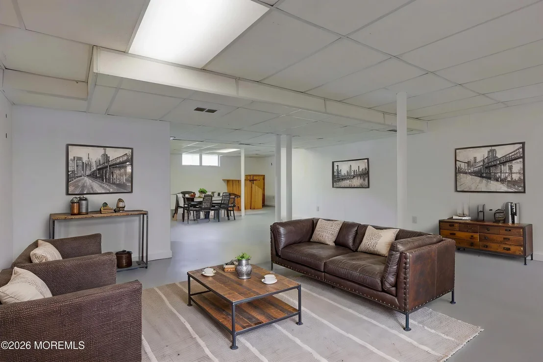 Photo of 463 Cottrell Road
