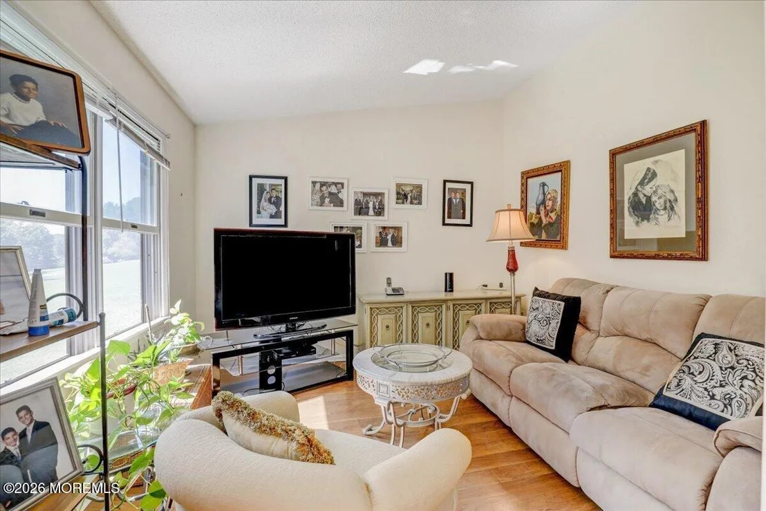 Photo of 19 Hampton Drive