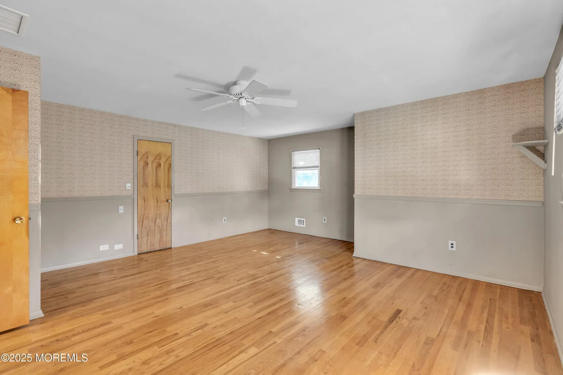Photo of 32 Camelot Drive