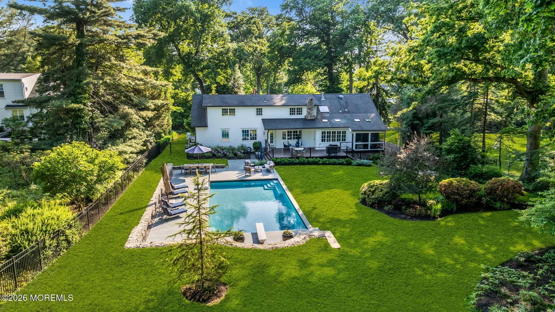Photo of 15 Circle Drive