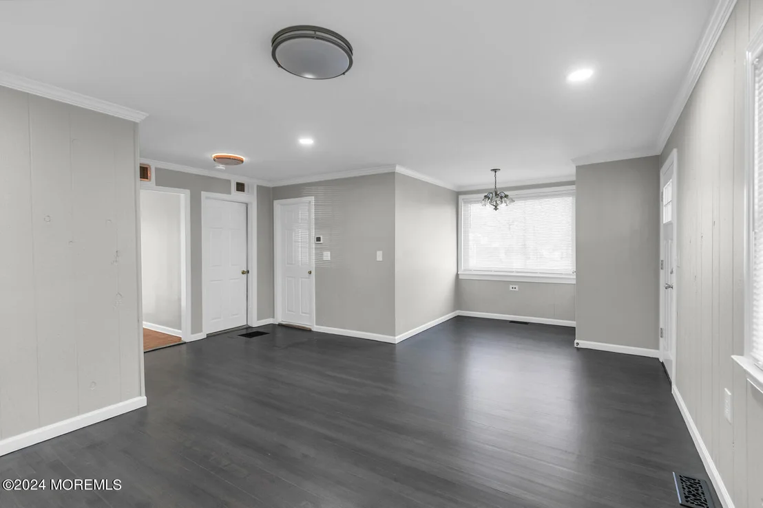 Photo of 717 Harmony Road