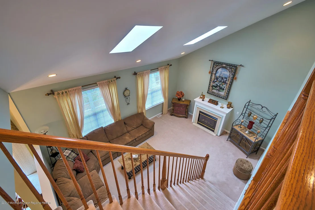 Photo of 13 Ridgeway Lane