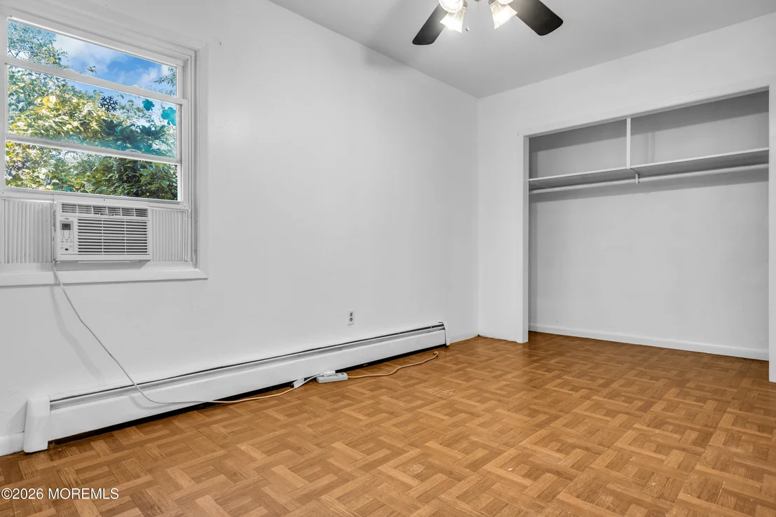 Photo of 381 Glenn Road