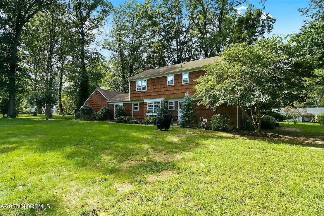 Photo of 76 Tall Timber Road