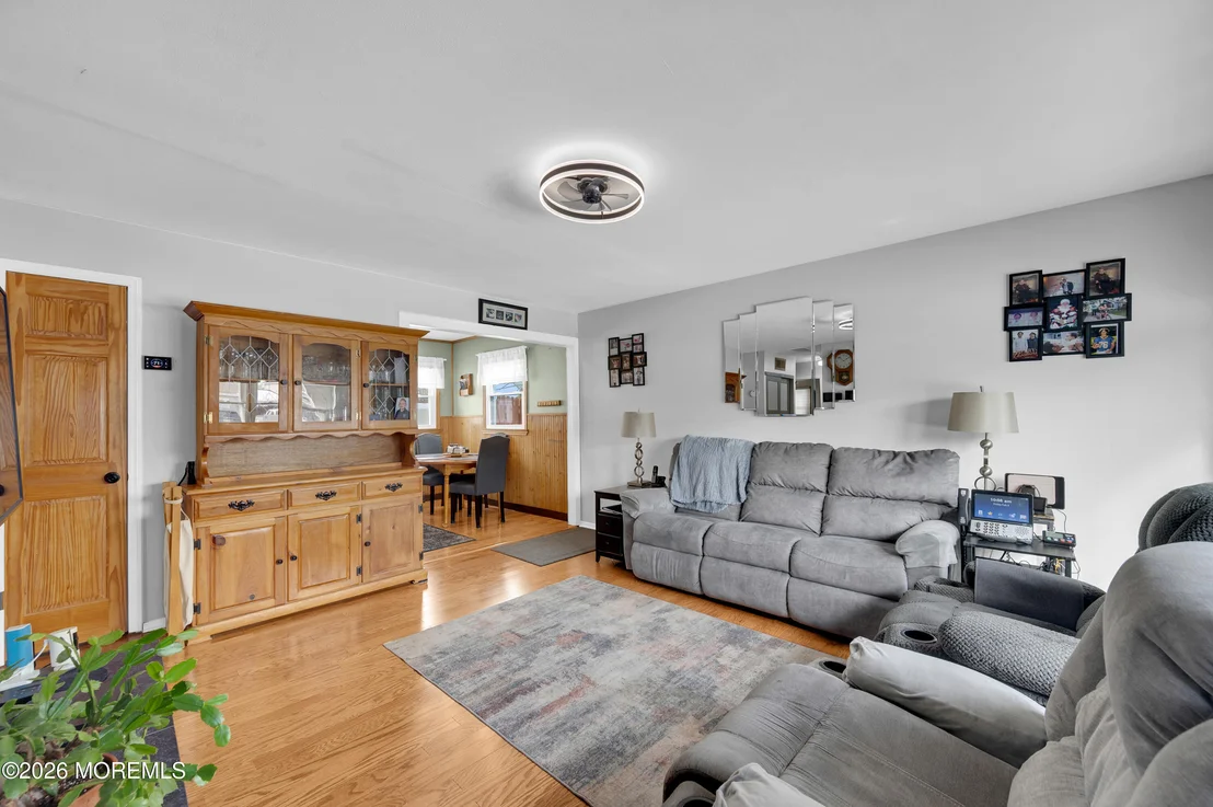 Photo of 18 Cedar Avenue