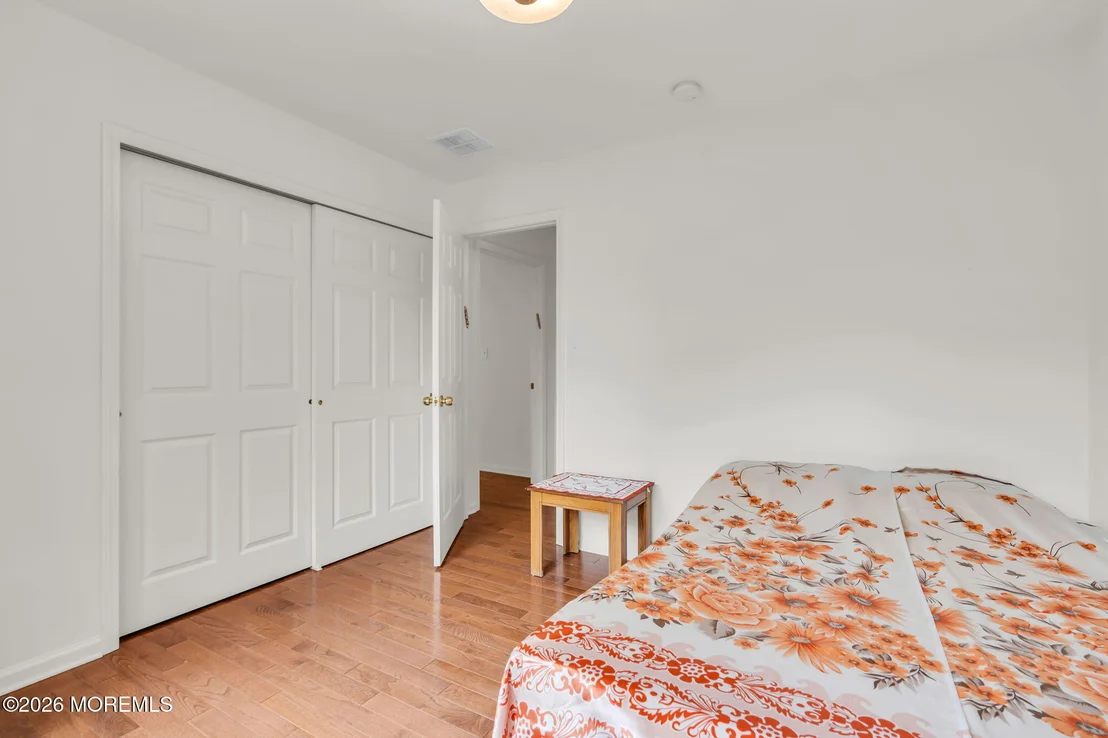 Photo of 102 Harvard Oval