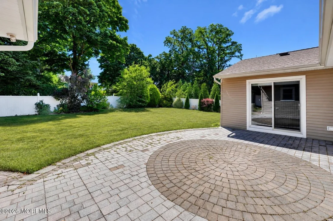 Photo of 52 Silverwhite Road