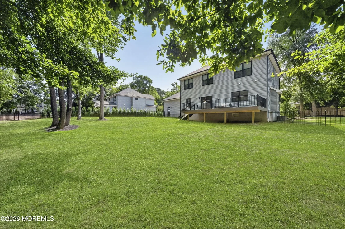 Photo of 284 Middle Road