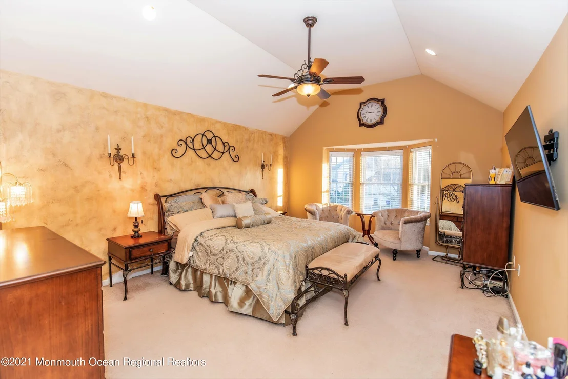 Photo of 607 Windcrest Court