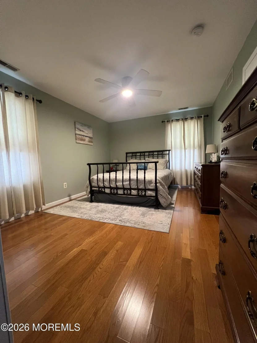 Photo of 28 Bayview Drive