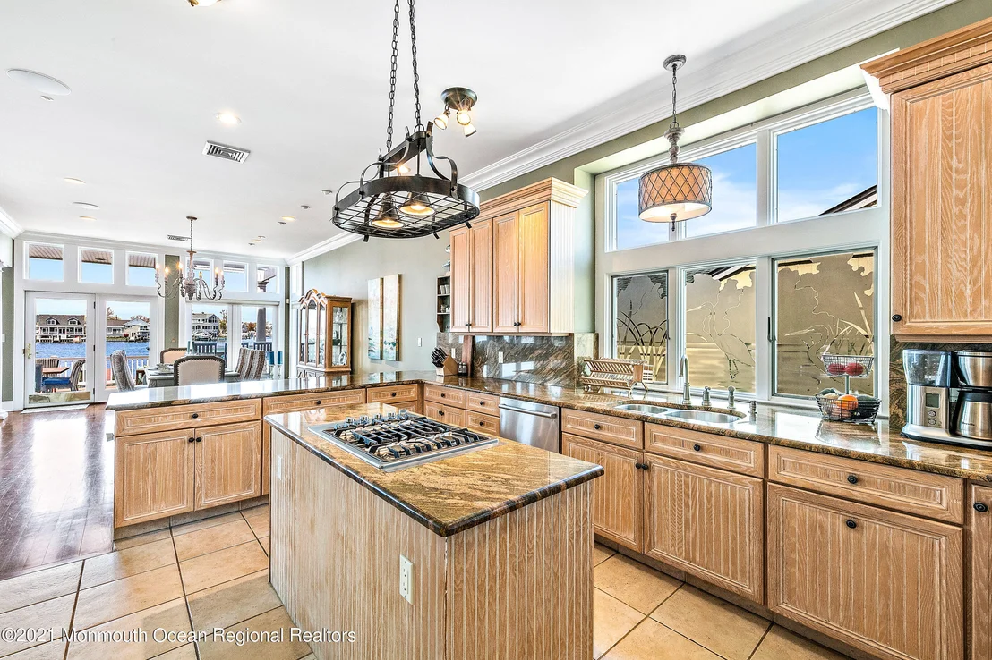 Photo of 770 North Drive