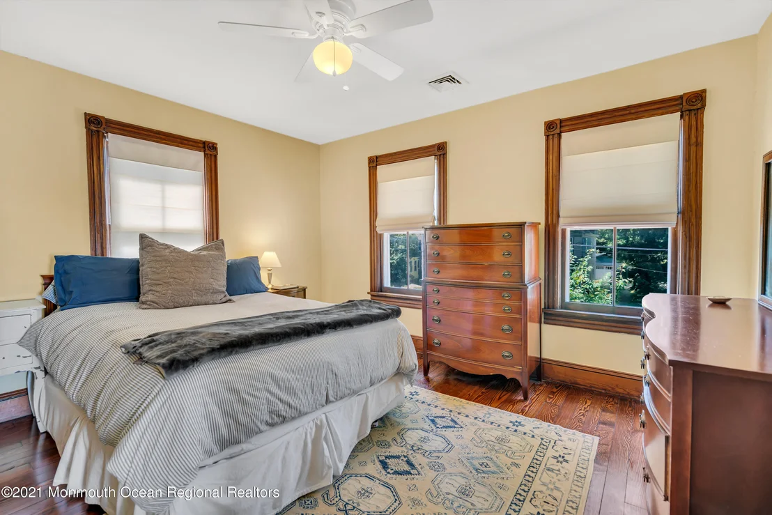Photo of 32 Marcellus Avenue