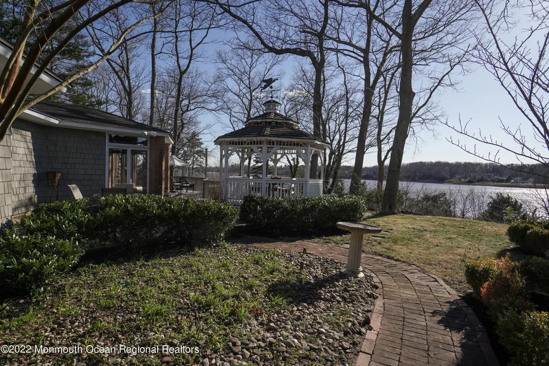 Photo of 2409 Riverside Terrace