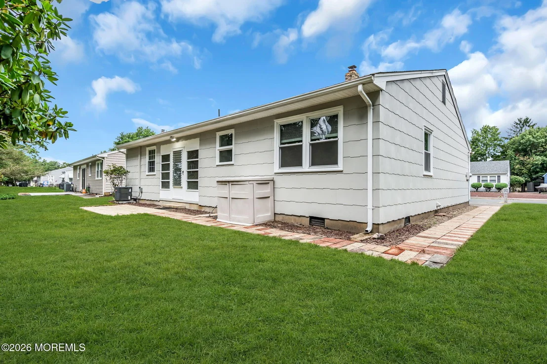 Photo of 52 Castleton Drive