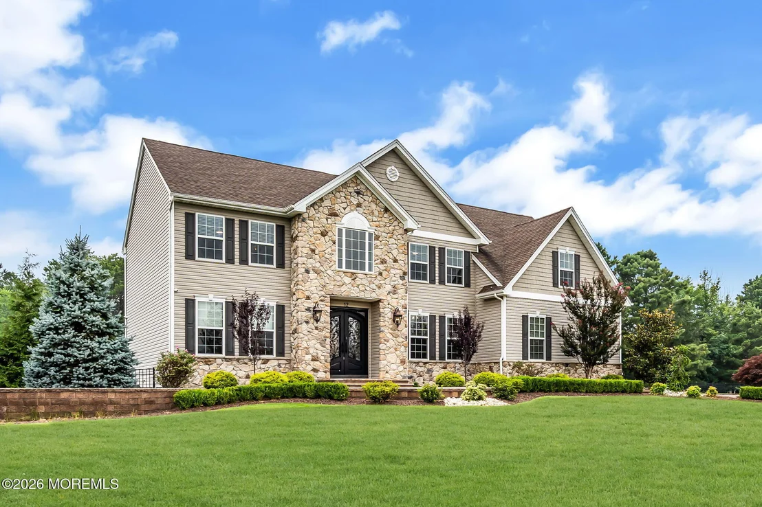 Photo of 12 Whispering Grove Boulevard