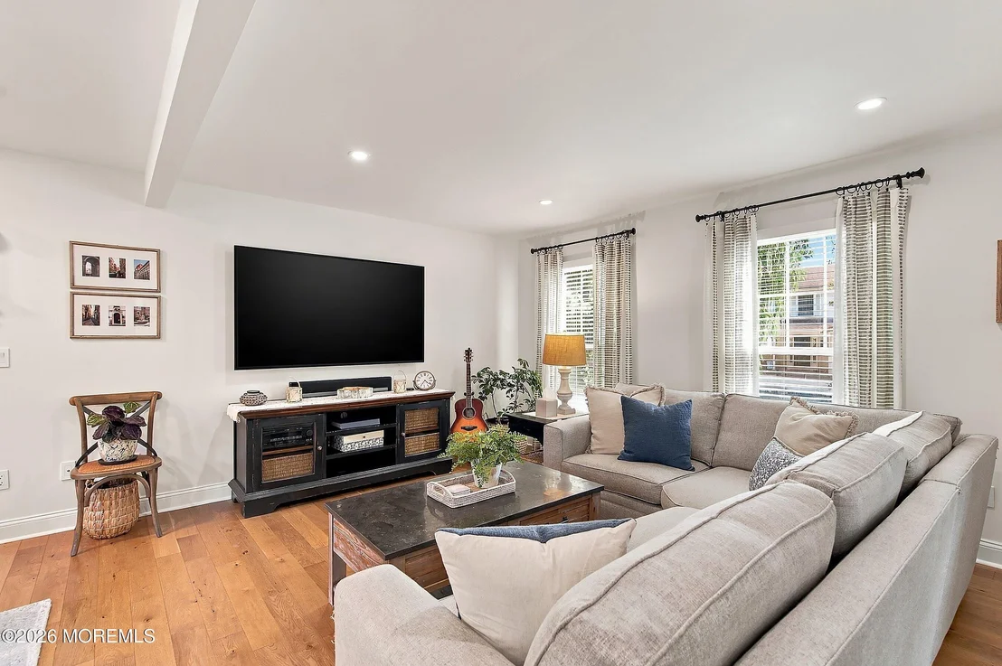 Photo of 75 Chestnut Avenue