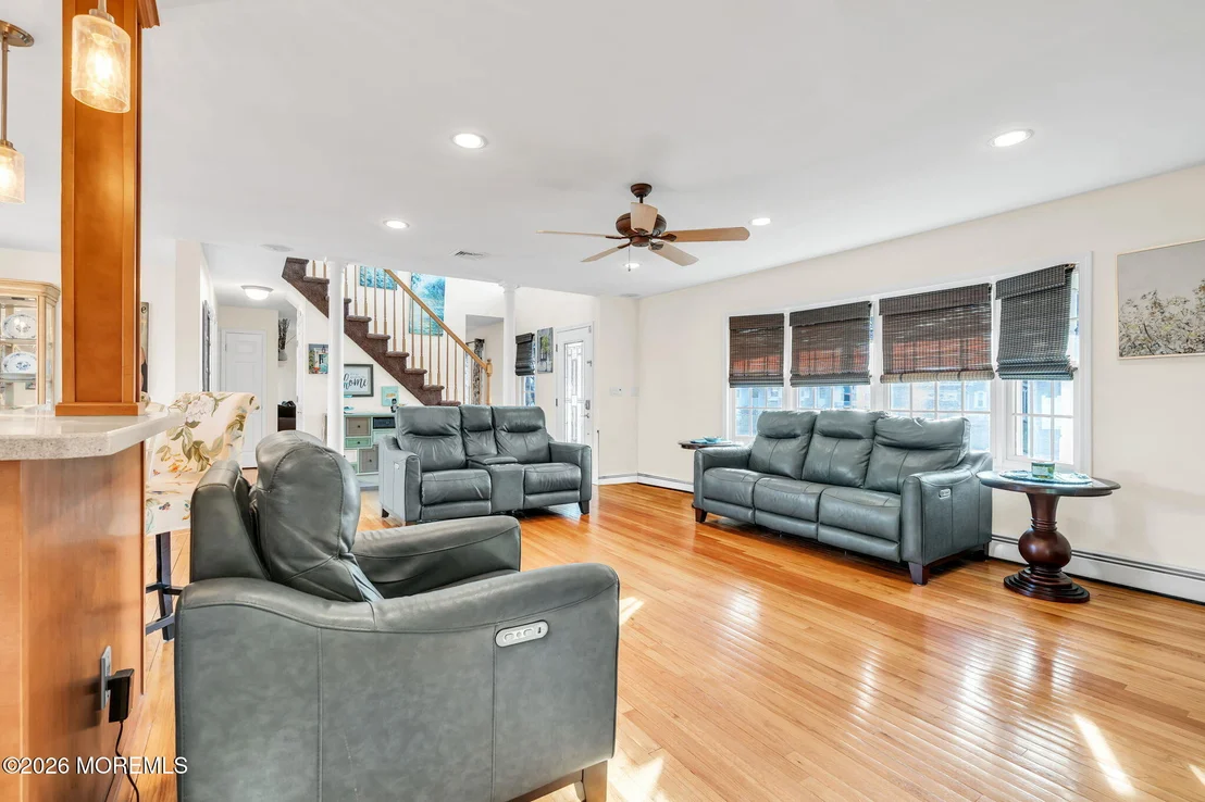 Photo of 475 Admiral Road