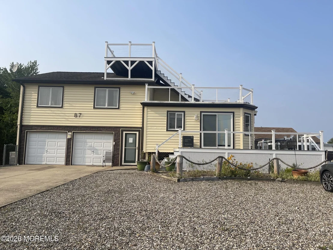 Photo of 87 Clearwater Drive