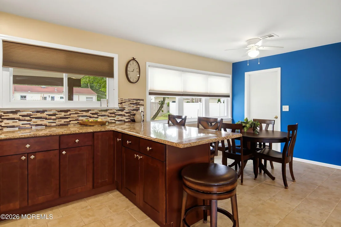Photo of 1047 Crystal Drive