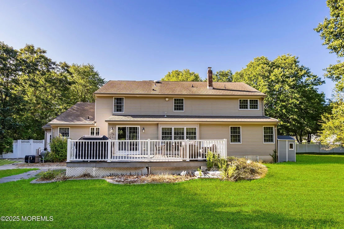 Photo of 657 Rodrigues Lane
