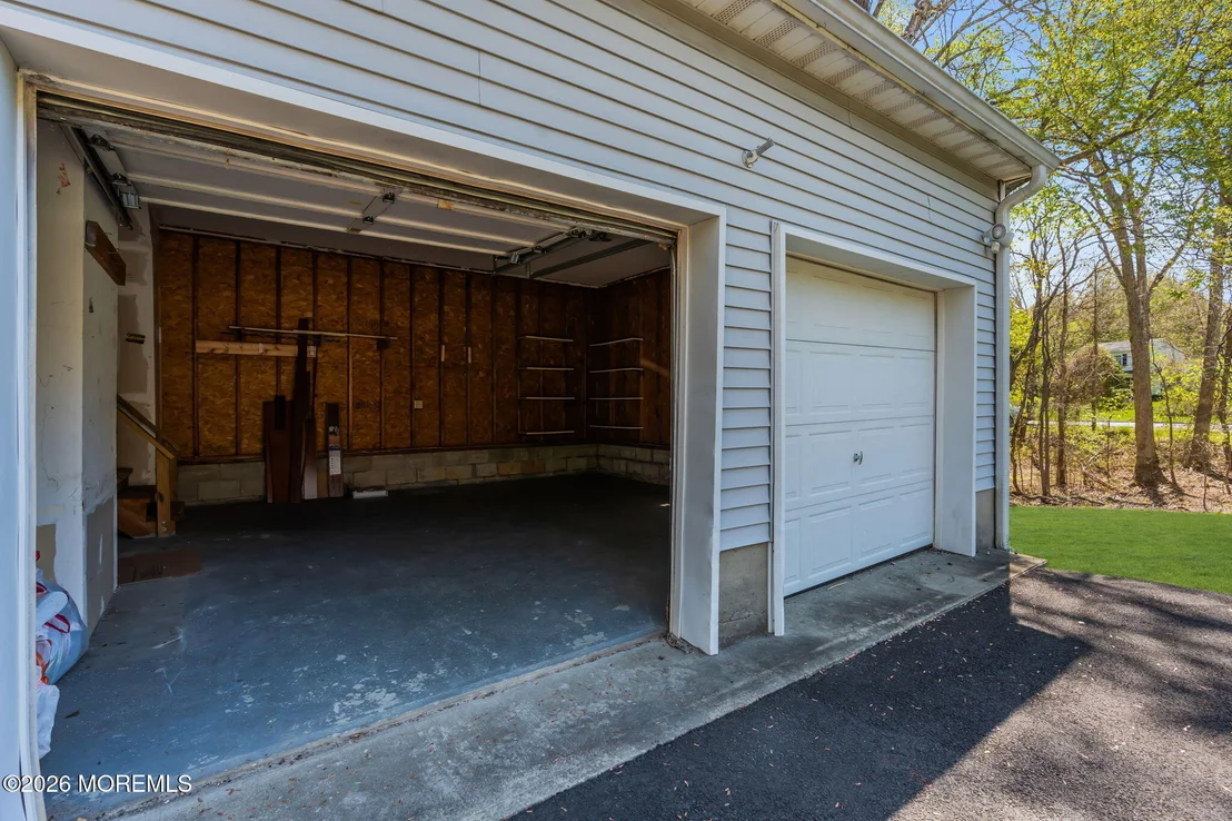 Photo of 205 Frank Applegate Road