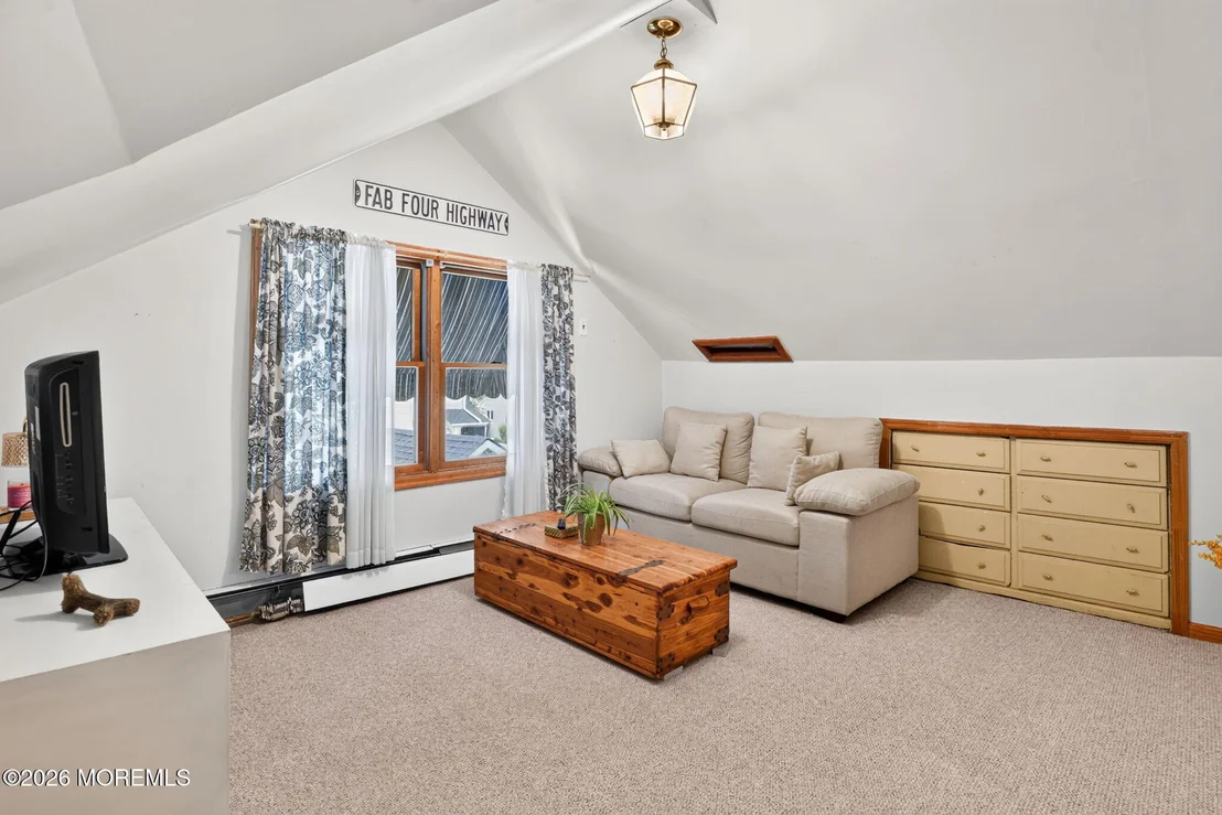 Photo of 210 Robbins Road