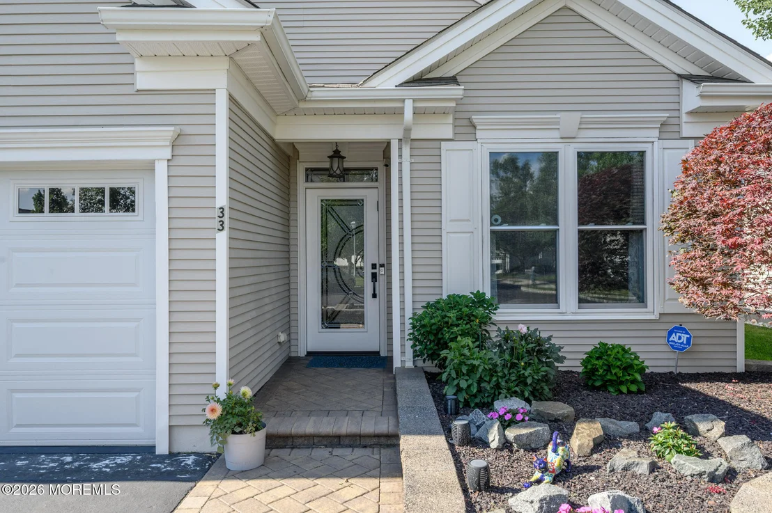 Photo of 33 Heath Lane
