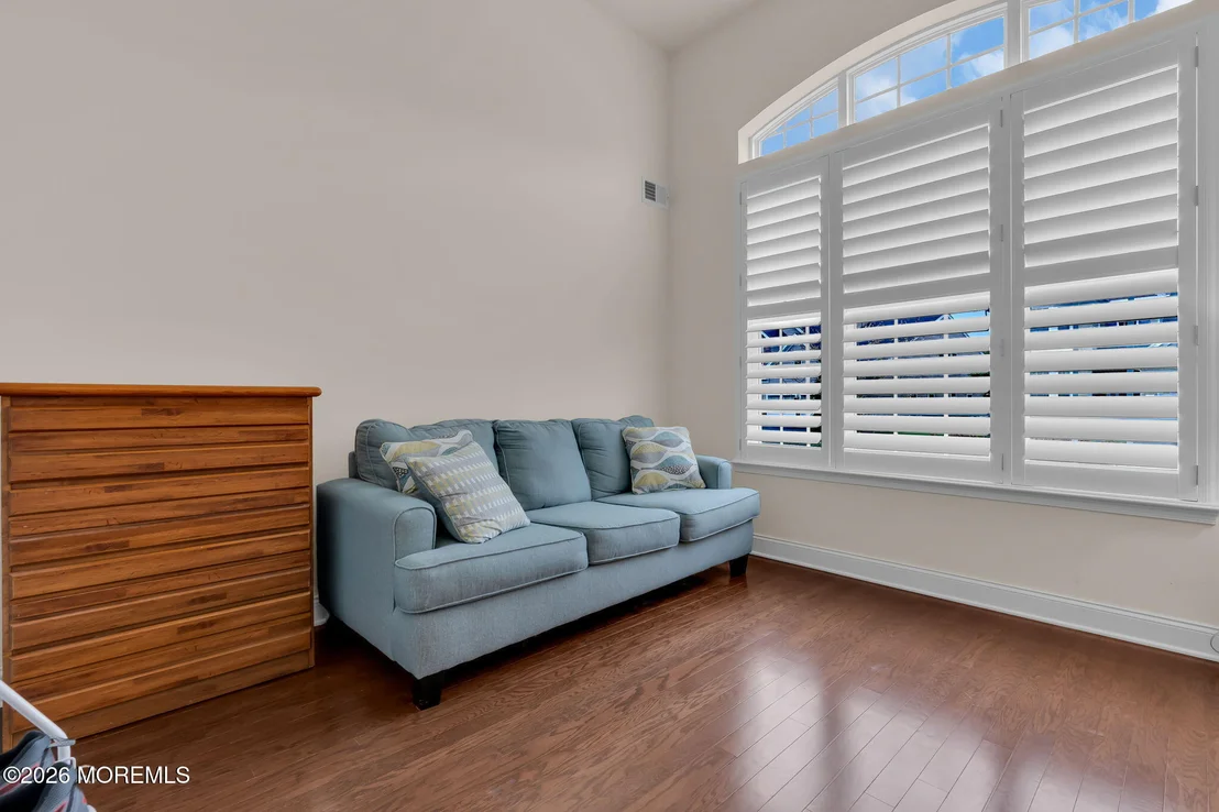 Photo of 185 Arborridge Drive