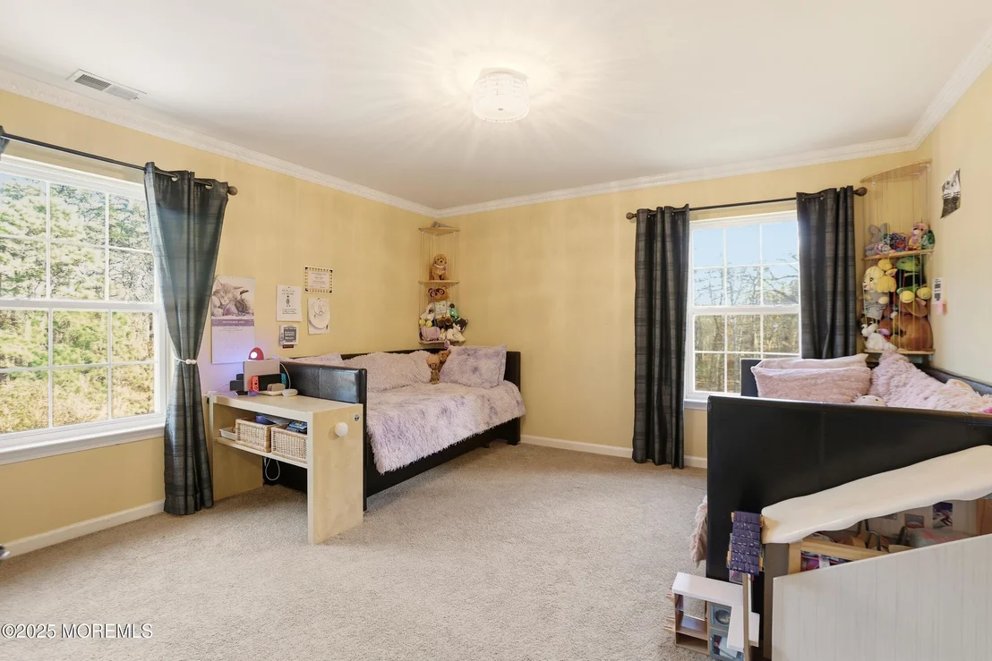 Photo of 2 Woods Edge Drive