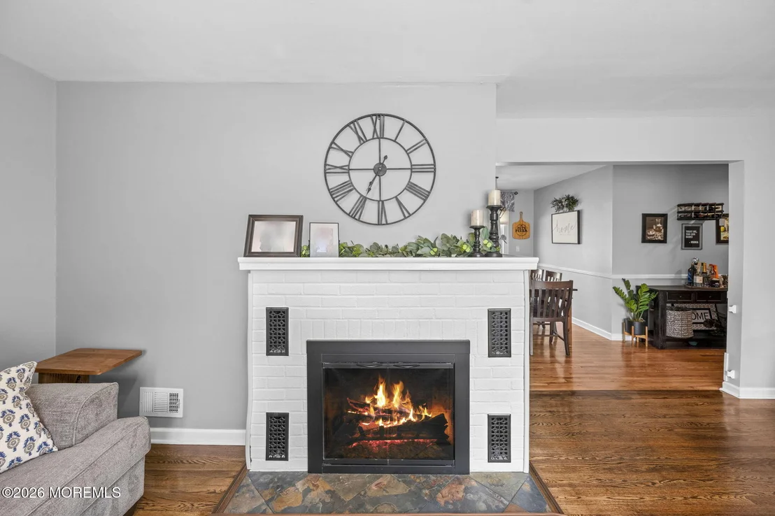 Photo of 213 Lloyd Road