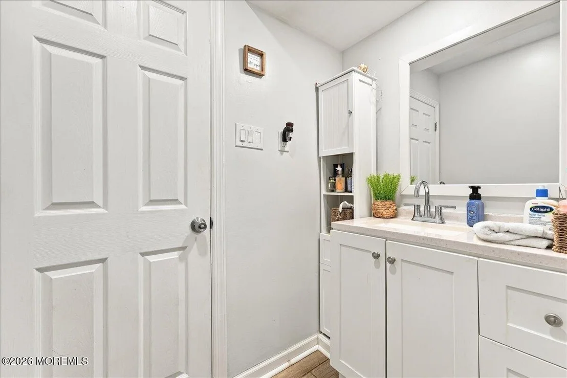 Photo of 552 Lloyd Road
