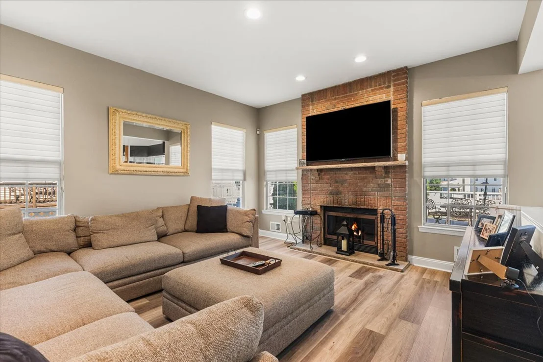 Photo of 67 Winding Brook Drive