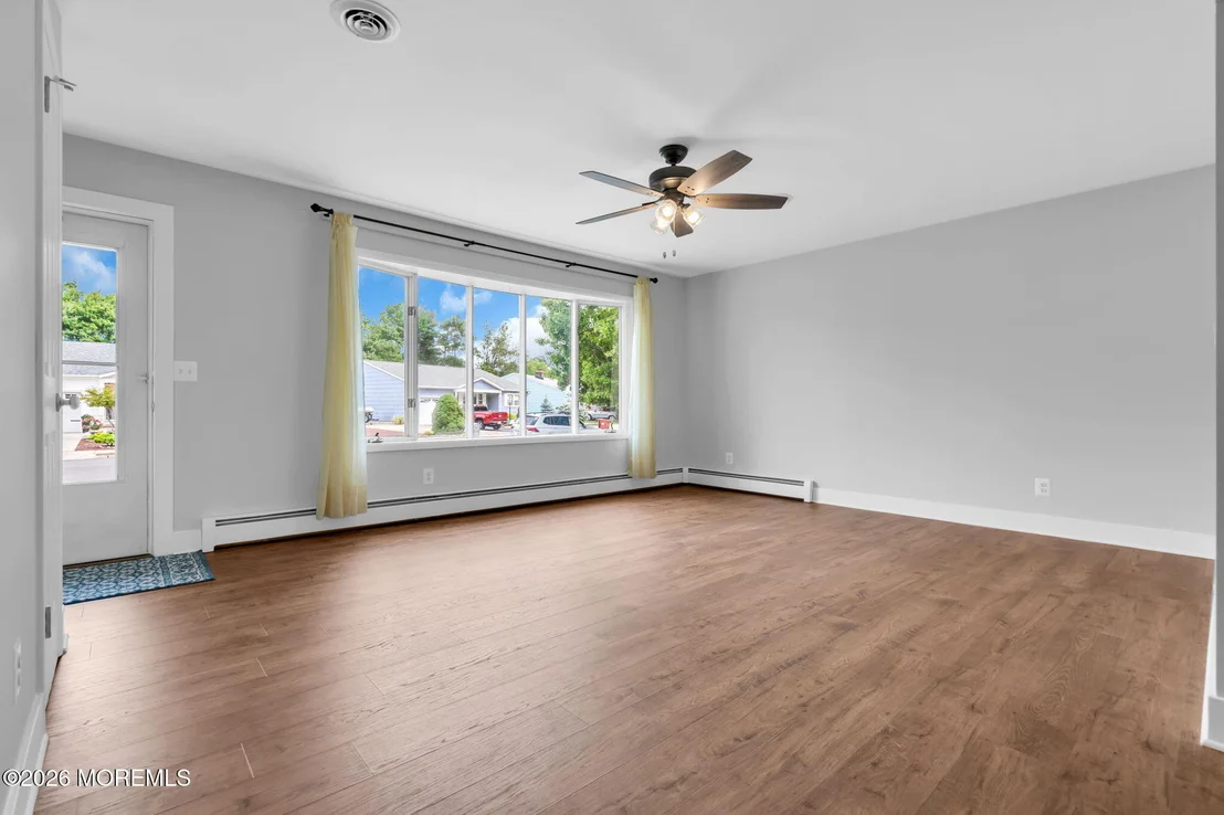 Photo of 52 Castleton Drive