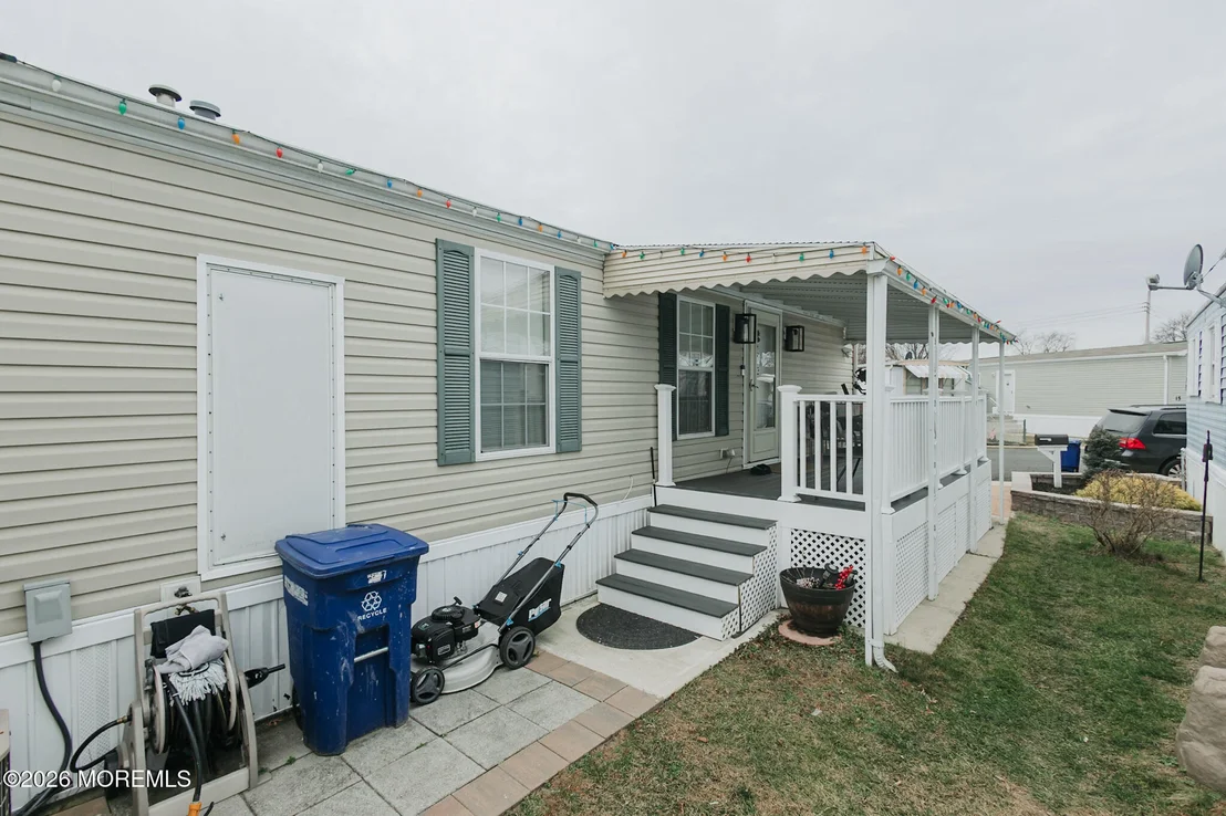 Photo of 14 Locust Grove