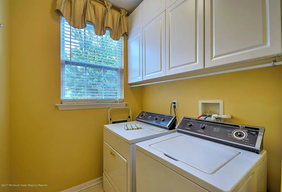 Photo of 13 Ridgeway Lane