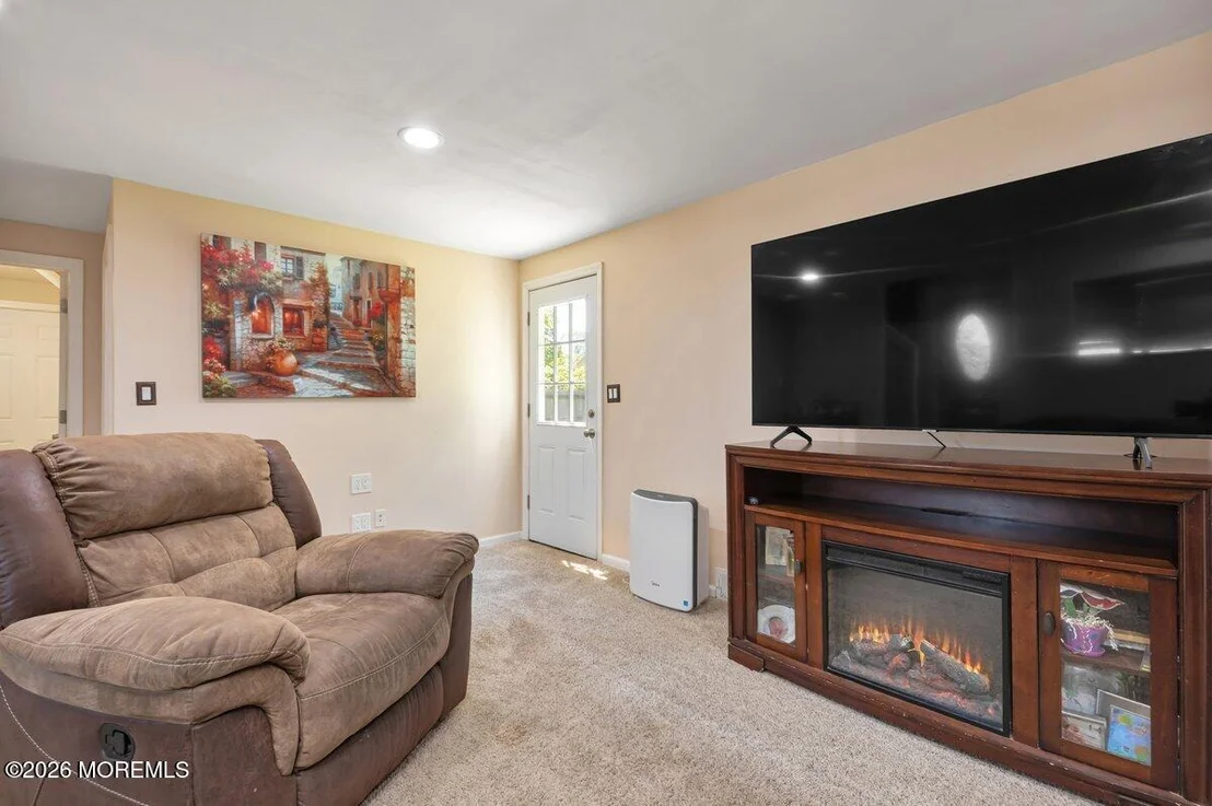 Photo of 5 Scholer Drive