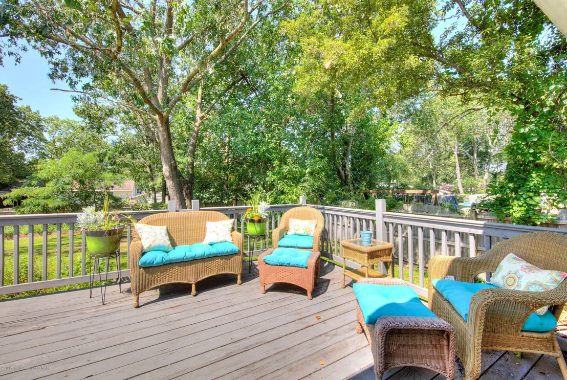Photo of 612 Midstreams Road