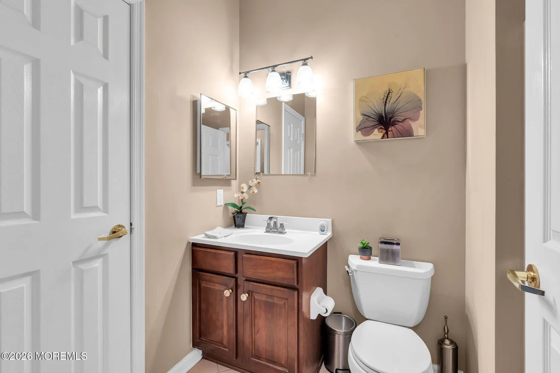 Photo of 1 Turnberry Place