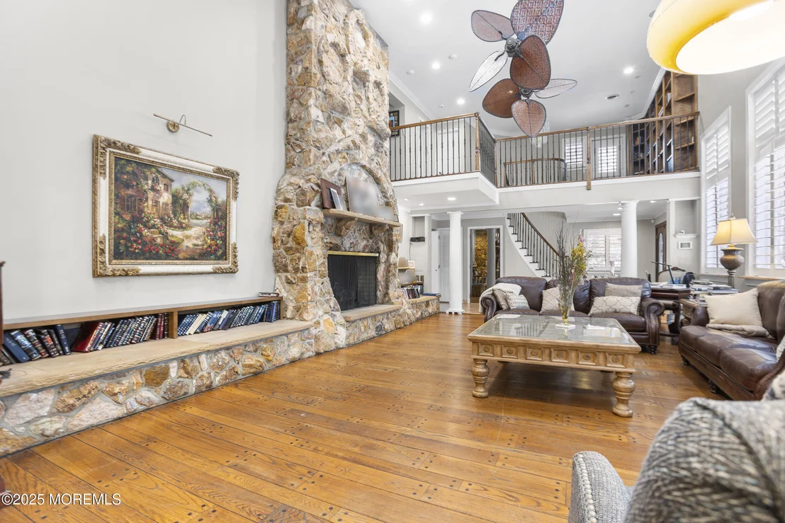 Photo of 780 Green Valley Road
