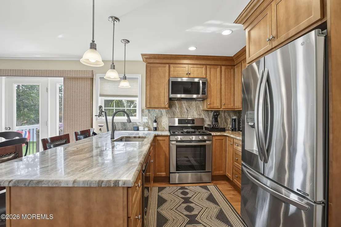 Photo of 452 Meadowood Road
