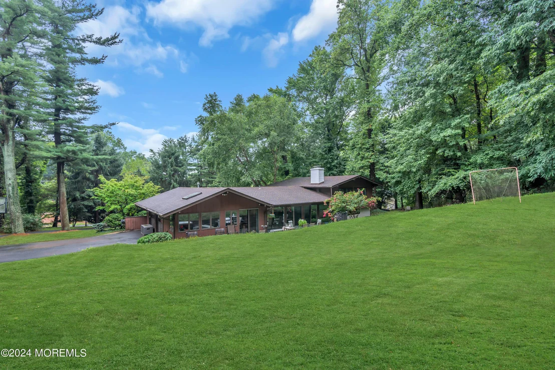 Photo of 112 Crawfords Corner Road