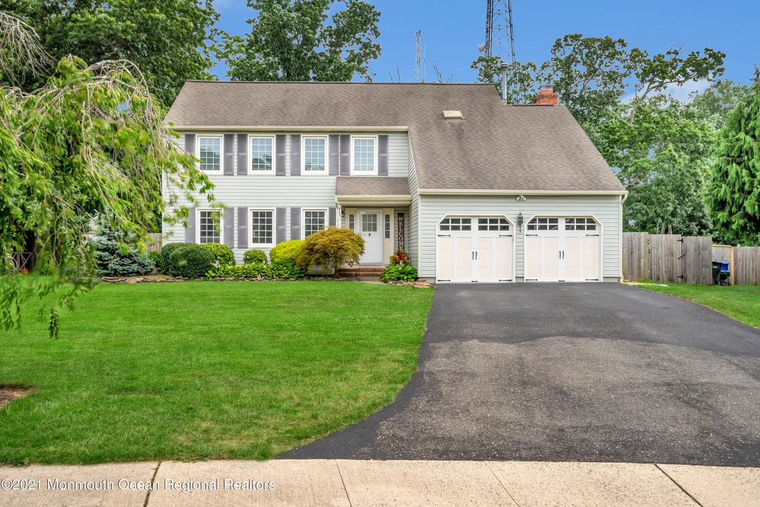Photo of 213 Doe Road