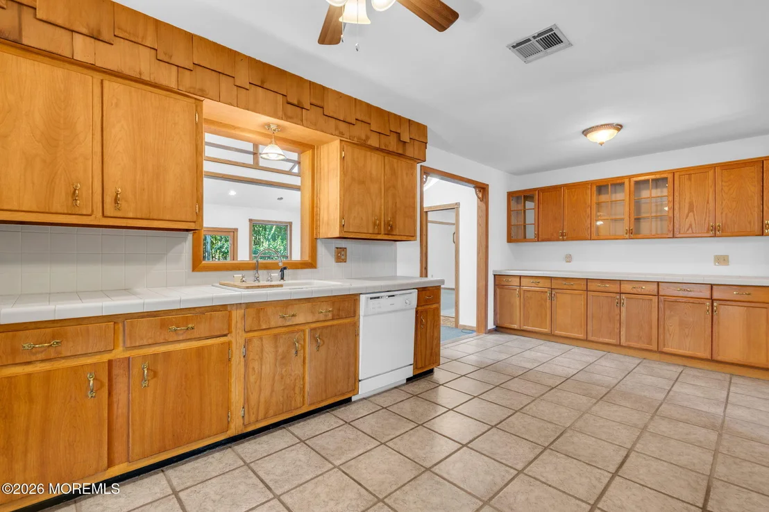 Photo of 141 Sunset Drive