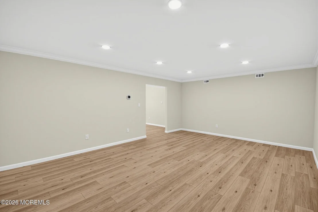 Photo of 95 Warren Drive