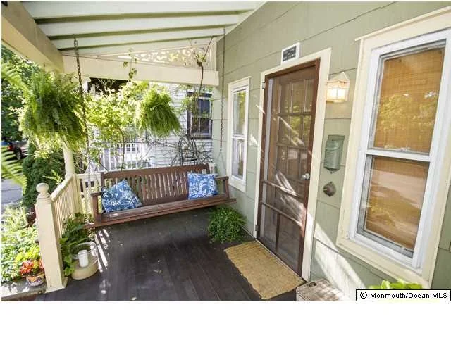Photo of 143 Abbott Avenue