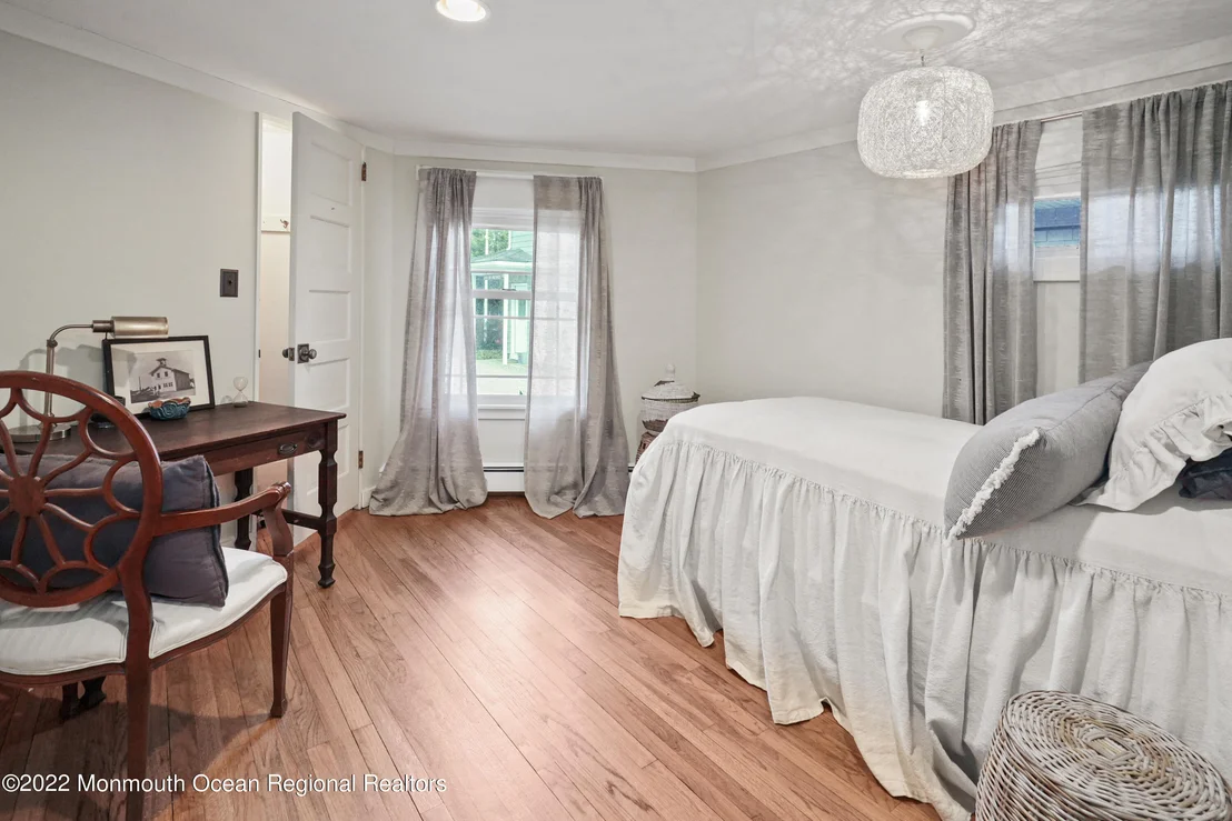 Photo of 2409 Riverside Terrace