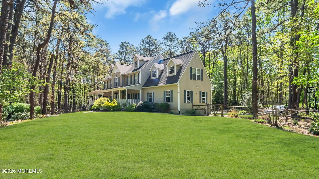 Photo of 645 Reed Road