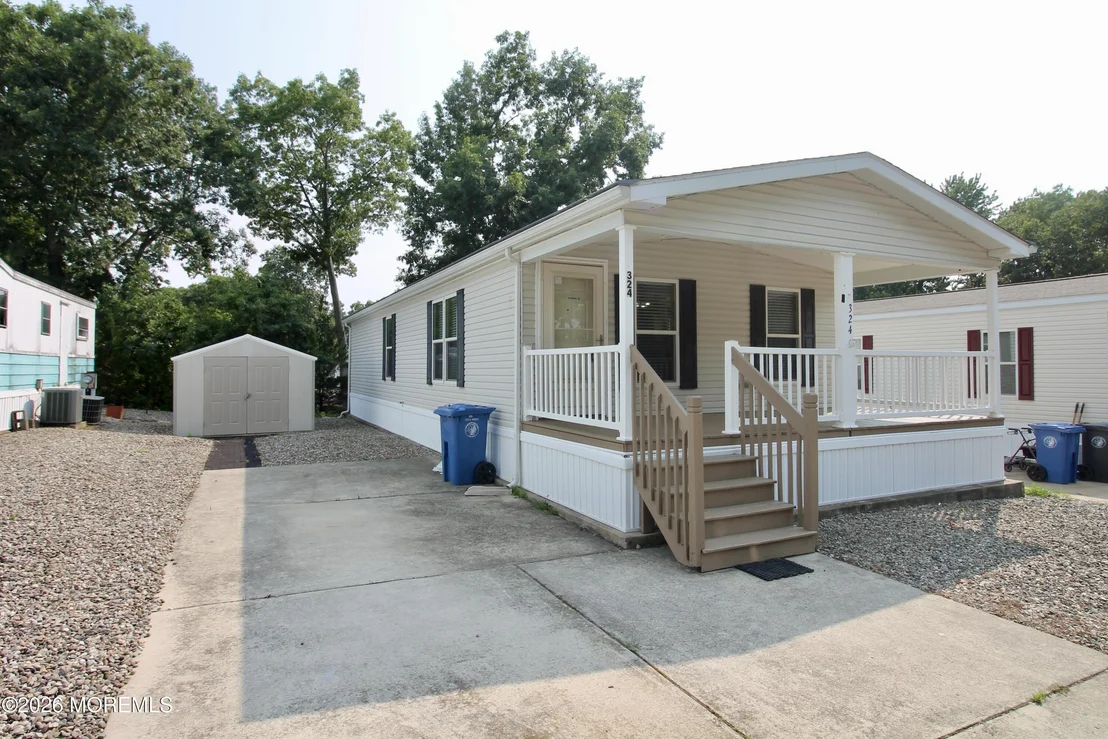 Photo of 324 Roberts Road