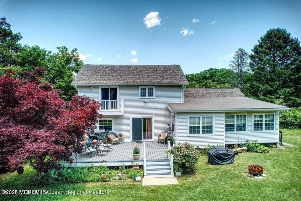 Photo of 150 Easy Street