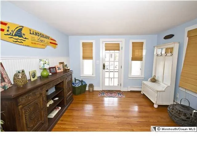 Photo of 143 Abbott Avenue